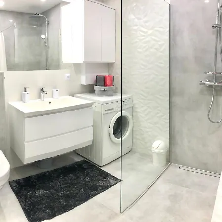 Apartament Familia Ustrzyki Dolne Exterior foto