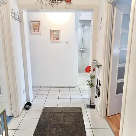 Apartament Familia Ustrzyki Dolne Exterior foto